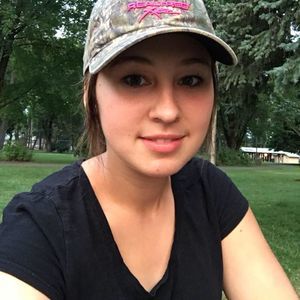 Meet your Posher, Milana